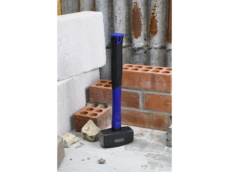 Long Handle Club Hammer Fibreglass Shaft 1.8kg (4lb)