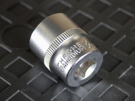 Hex Socket 3/8in Drive 18mm