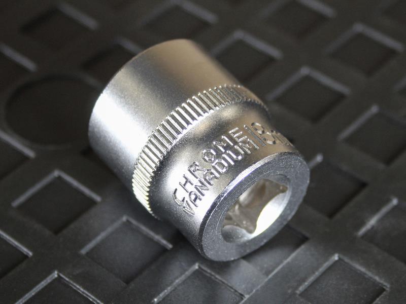 Hex Socket 3/8in Drive 18mm