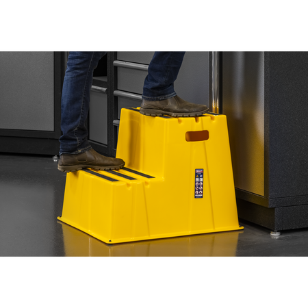 Sealey Heavy-Duty 2-Step Safety Steps with Anti-Slip Treads 150kg Capacity, Yellow - EN 14183 Model No-KS6