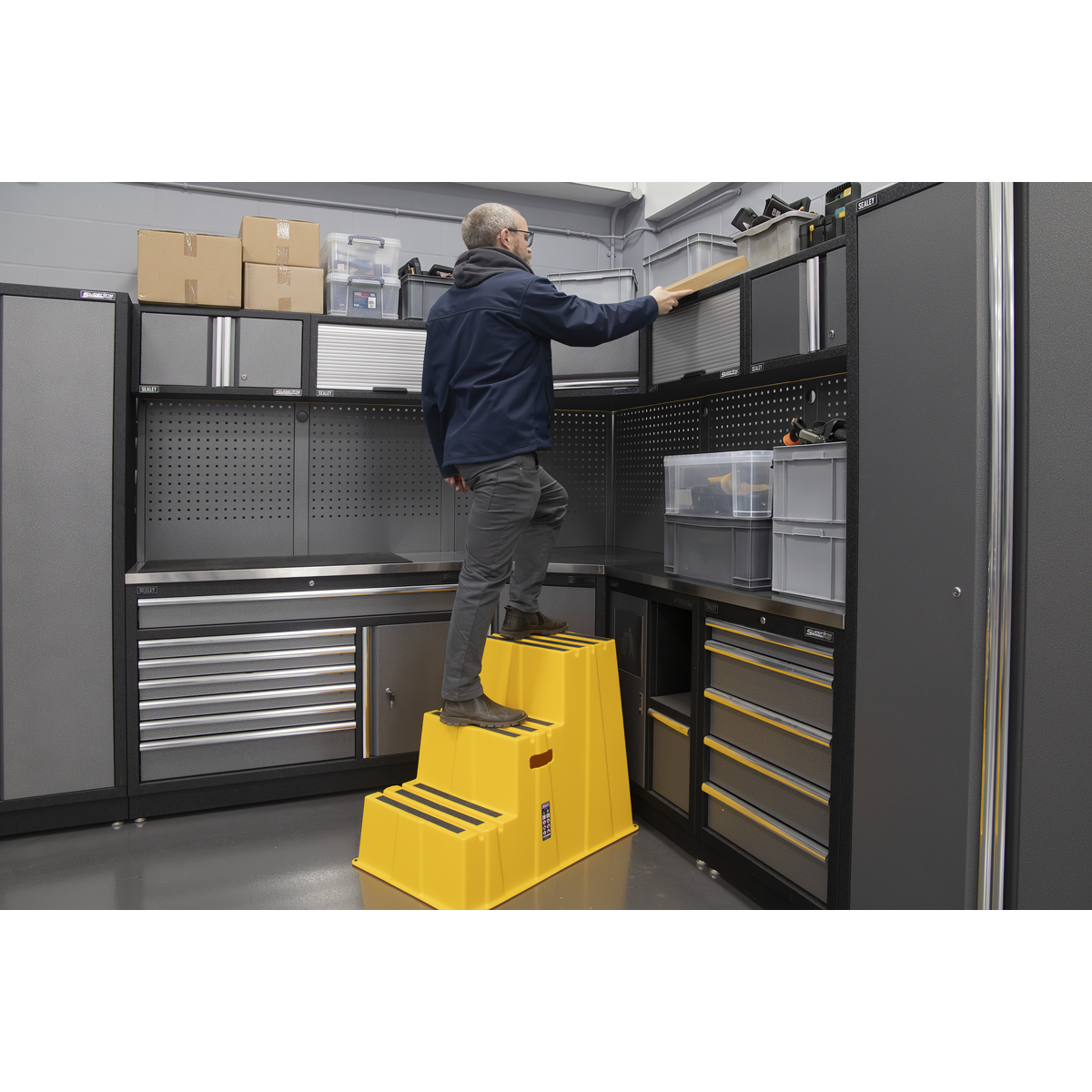 Sealey Heavy-Duty 3-Step Safety Steps with Anti-Slip Treads 150kg Capacity, Yellow - EN 14183 Model No-KS7