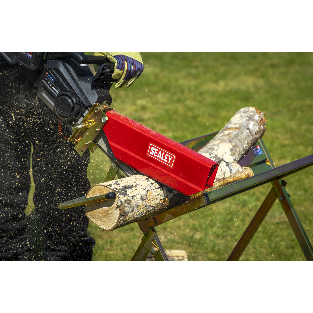 Sealey Heavy-Duty Sawhorse with Chainsaw Holder Model No-LSH150HD