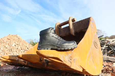 ProMan PM4008 Baltimore Waterproof Safety Boot: Model No. PM4008