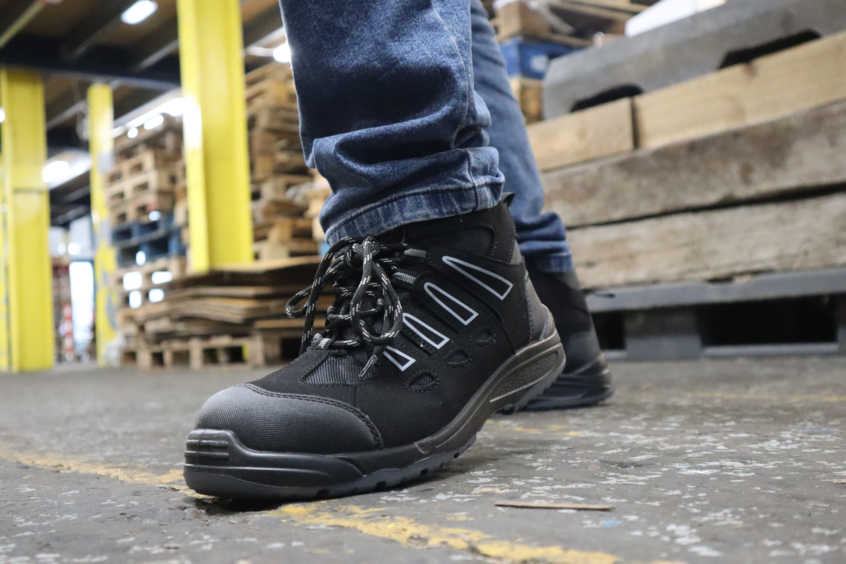 ProMan PM4020 Hartford Safety Boot: Model No. PM4020