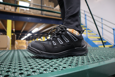 ProMan PM4040 Bridgeport Safety Trainer: Model No. PM4040