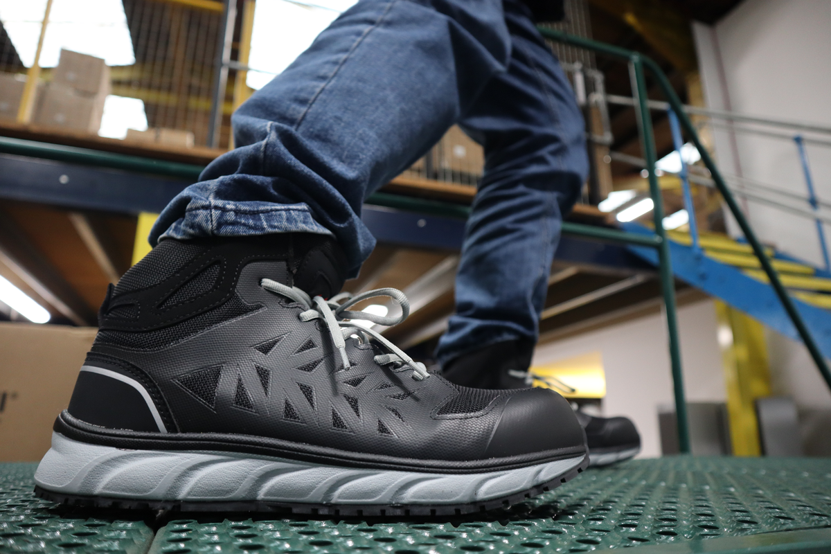 Rock Fall RF115 Bantam Lightweight Breathable Mid-Cut Safety Boot Size 13