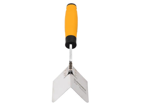 External Corner Trowel 3.1/2 X 2.3/8In
