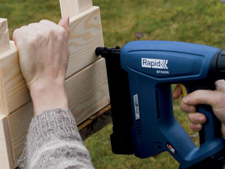 BTX606 Battery-powered Staple Gun P4A 18V