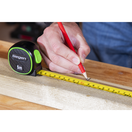 Sealey Metric/Imperial Auto-Lock Tape Measure 5m(16ft) x 19mm Model No-S01328