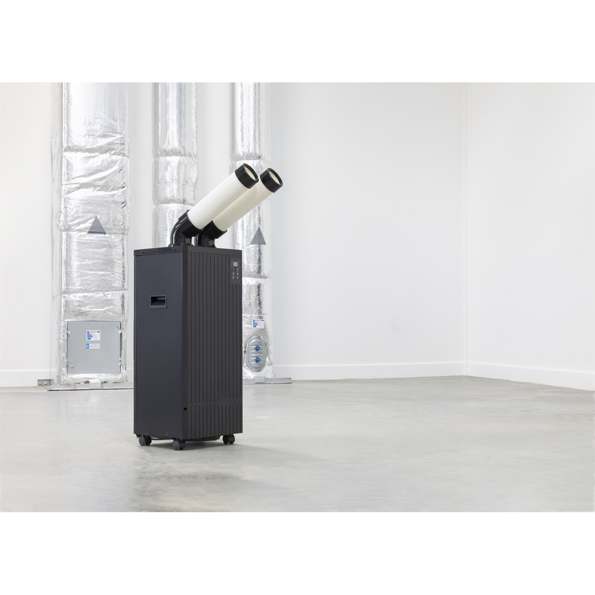 Sealey Industrial Spot Cooler Air Conditioner/Dehumidifier/Air Cooler 8,500Btu/hr (2.5kW) Model No-SAC8500