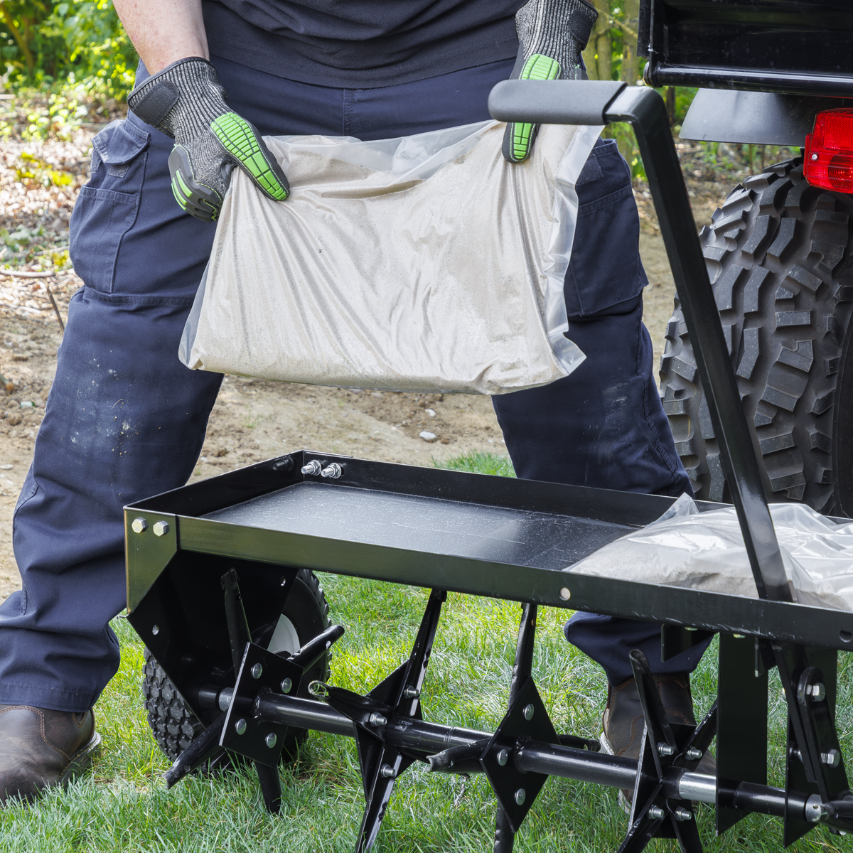 Sealey 48"Tow Behind Plug Aerator Model No-SLA48T