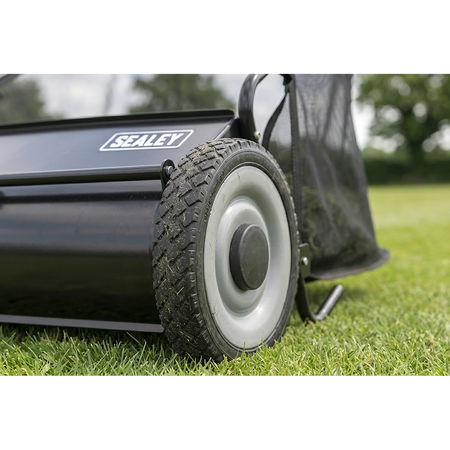 Sealey 26" Walk Behind Garden Sweeper 200L Capacity Model No-SLS26