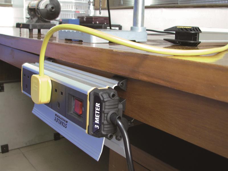 4-Gang IP20 Powerboard with Clamp 3m