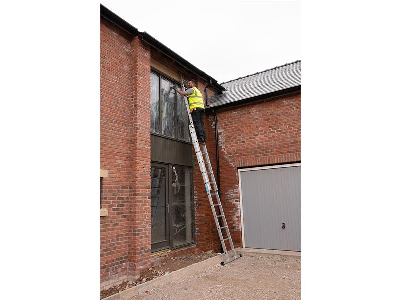 Everest Square-Rung Extension Ladder 2-Part 2 x 12